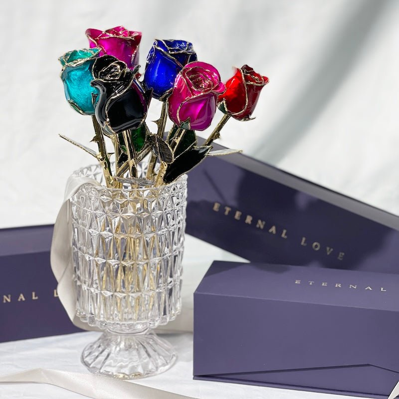 Eternal preserved rose bloom in red with 24k gold trim