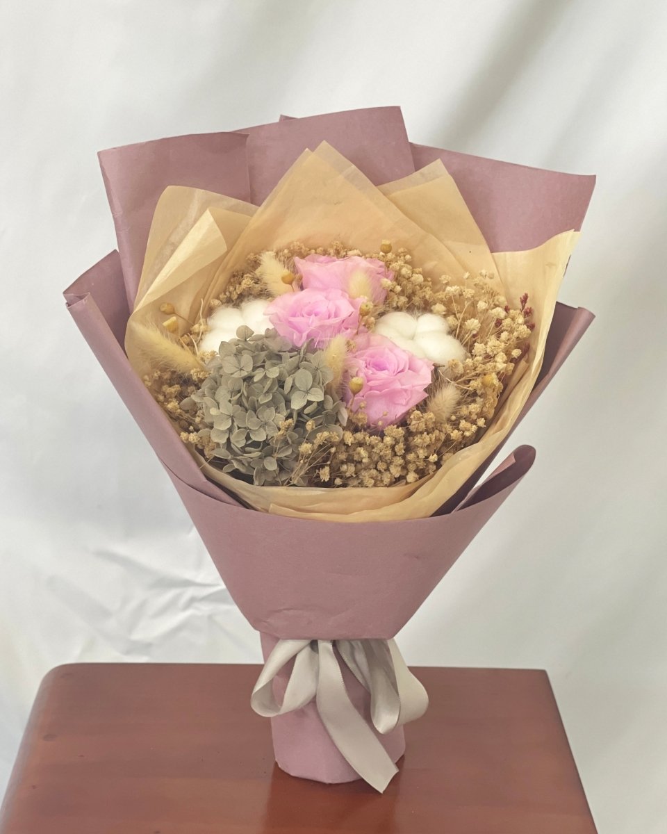 Imperfect Preserved Flowers (AS - IS) - Read Description - Flowers - white bouquet - (display pc) - Preserved Flowers & Fresh Flower Florist Gift Store