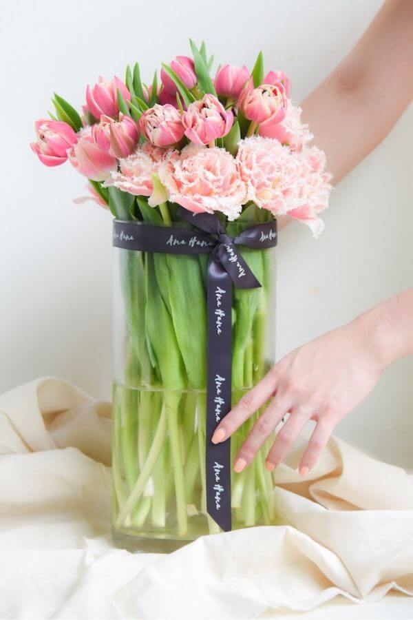 Tulip Arrangement (Seasonal) - Flower - Grandoise - Preserved Flowers & Fresh Flower Florist Gift Store