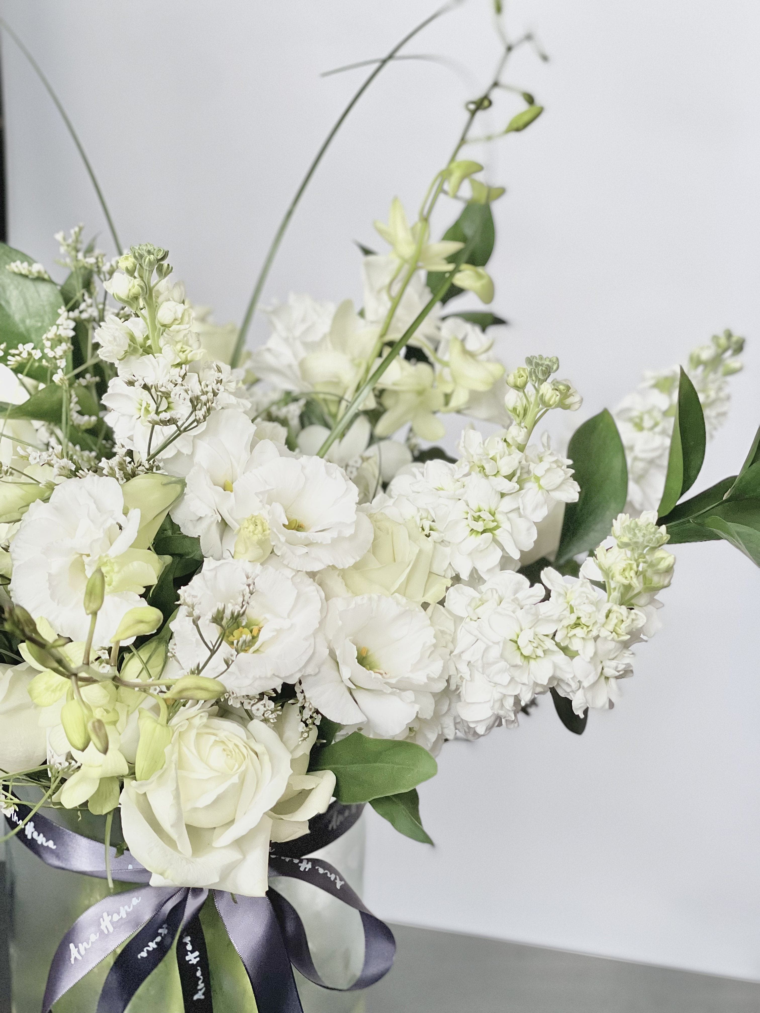 Omakase Vase - Premium White - Flower - Grand - Preserved Flowers & Fresh Flower Florist Gift Store